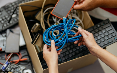 Recyclage innovant : upcycling, usines intelligentes et enjeux